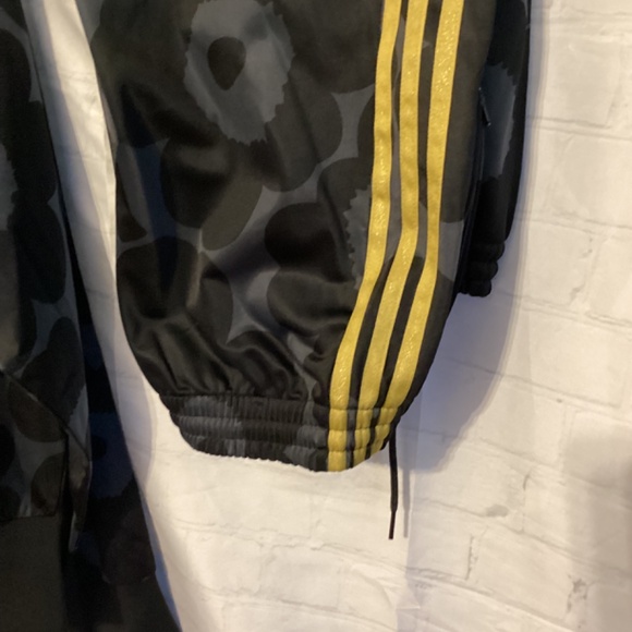 ADIDAS MARIMEKKO TRACK JACKET PANTS SET (NWOT)(JACKET-1XL) (PANTS-L) - Picture 12 of 15